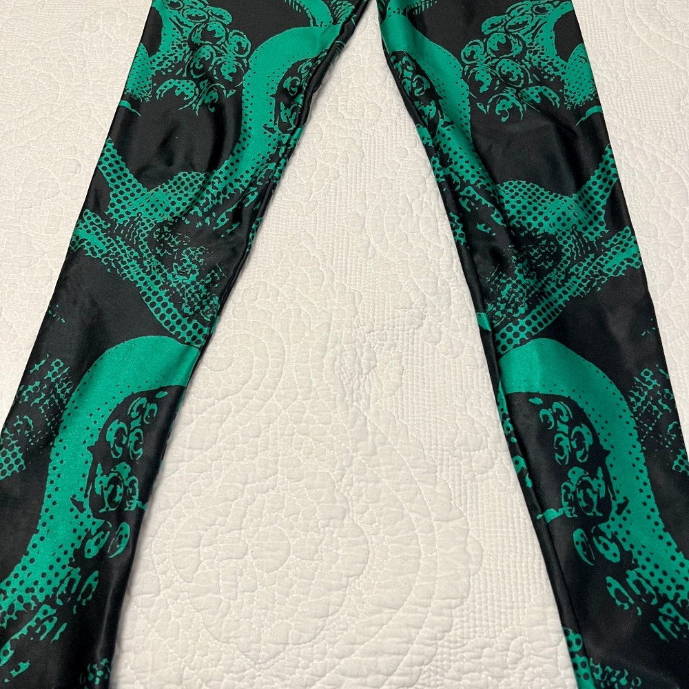 BlackMilk leggings